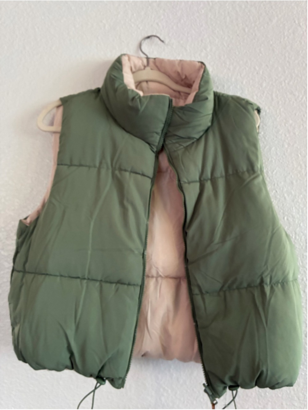 NEW Love Tree Reversible Puffer Vest Size L Green and Beige - Picture 6 of 10